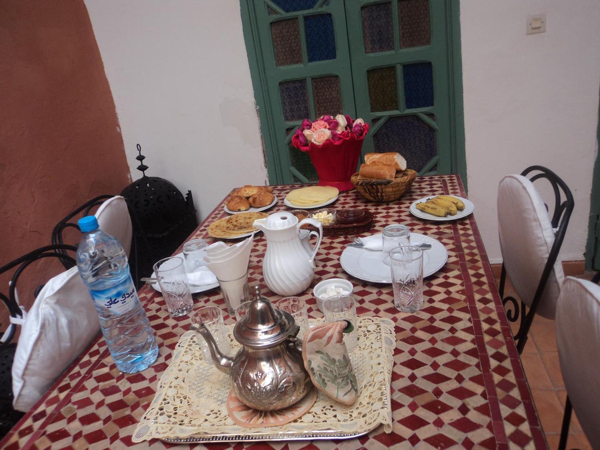 Riad Dar Mchicha Marrakesh Bagian luar foto