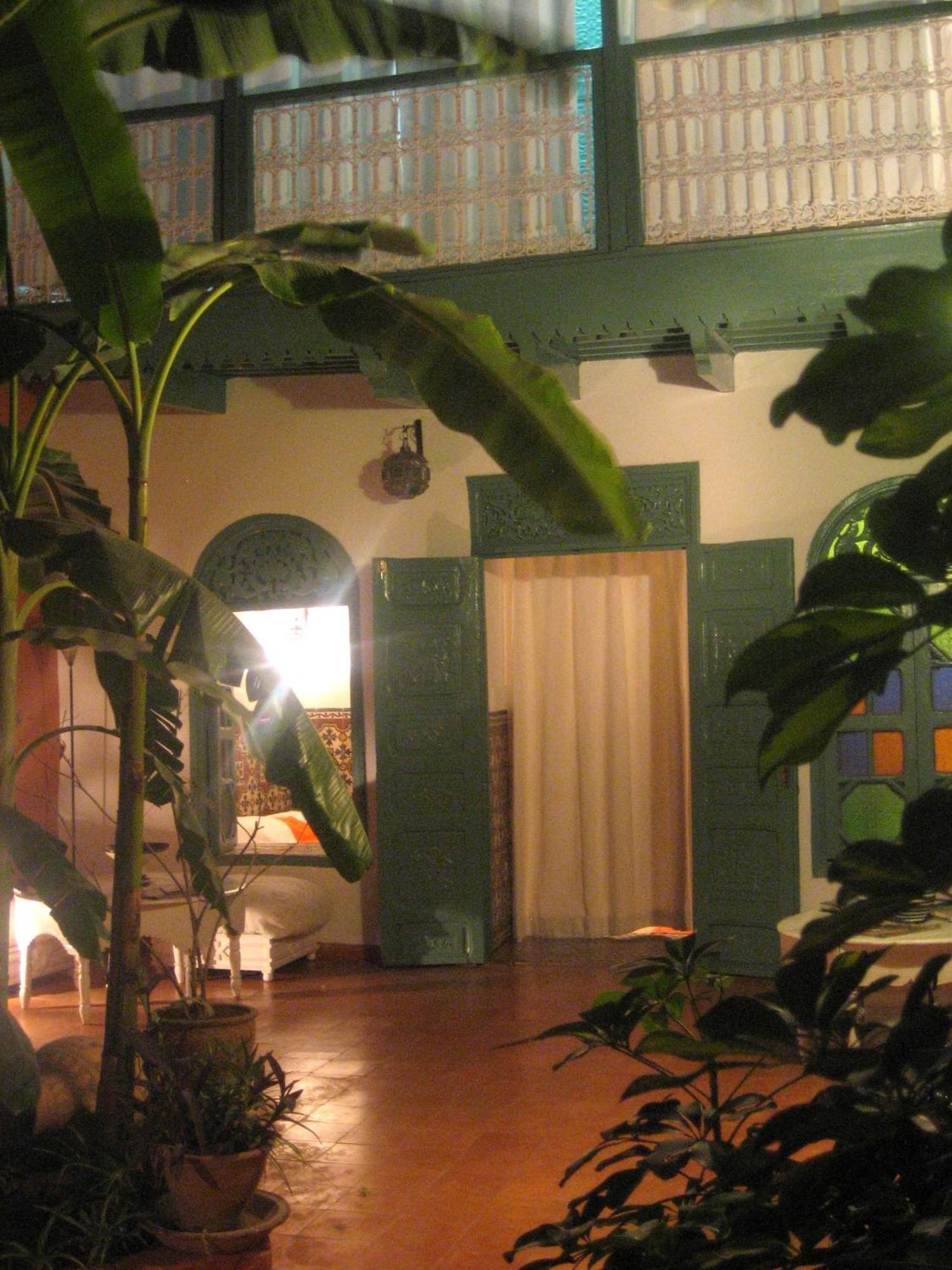Riad Dar Mchicha Marrakesh Bagian luar foto