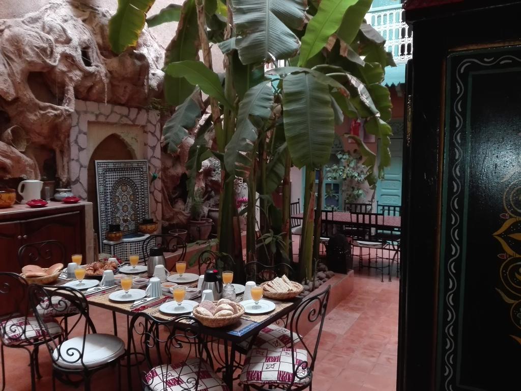 Riad Dar Mchicha Marrakesh Bagian luar foto